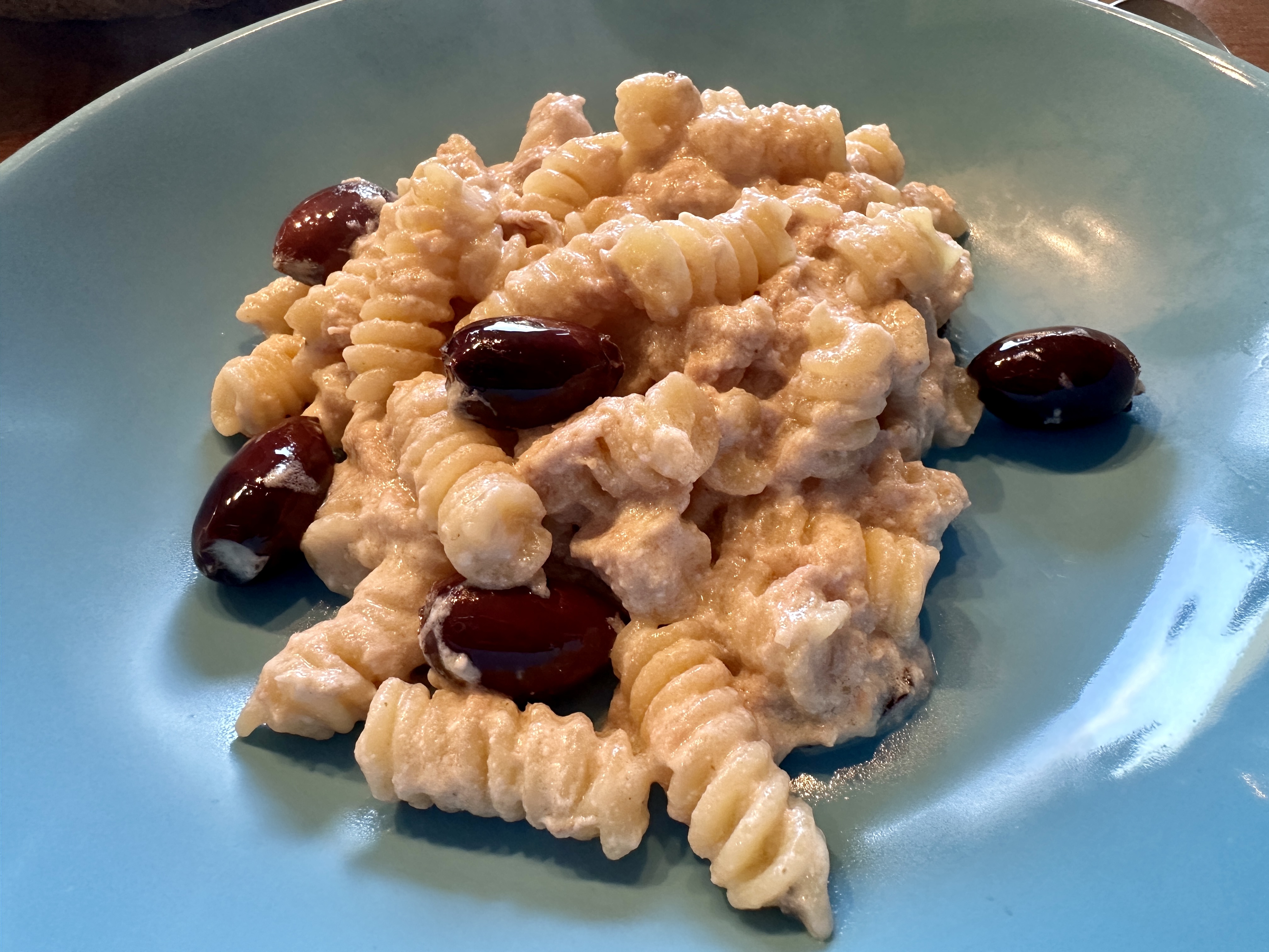 <i>Pasta mit</i><i>Thunfisch und</i><i>Ricotta</i>
